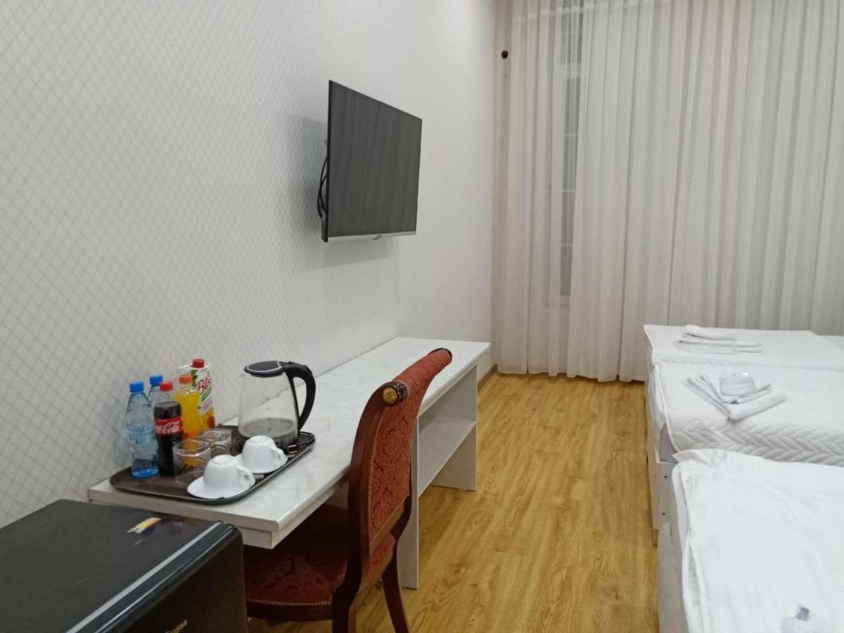 Queens 2 Hotel Tasjkent Eksteriør bilde