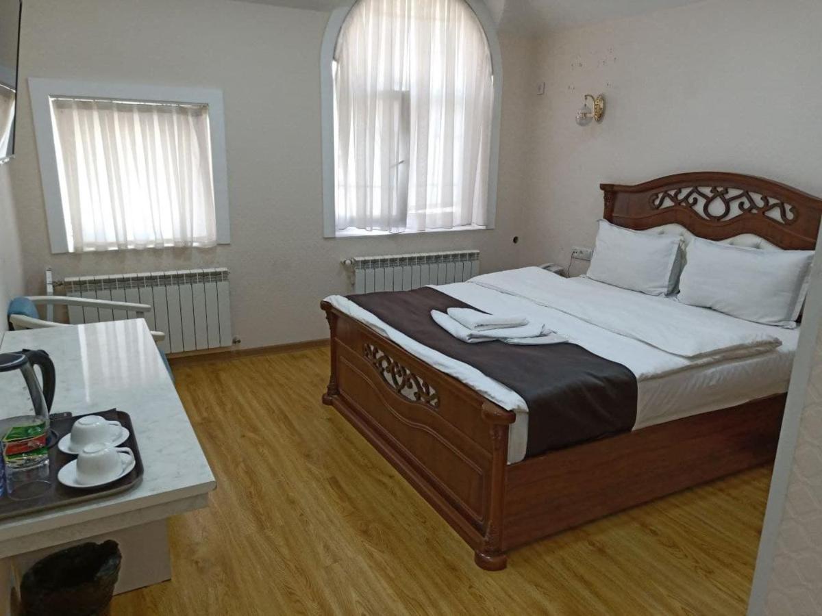 Queens 2 Hotel Tasjkent Eksteriør bilde