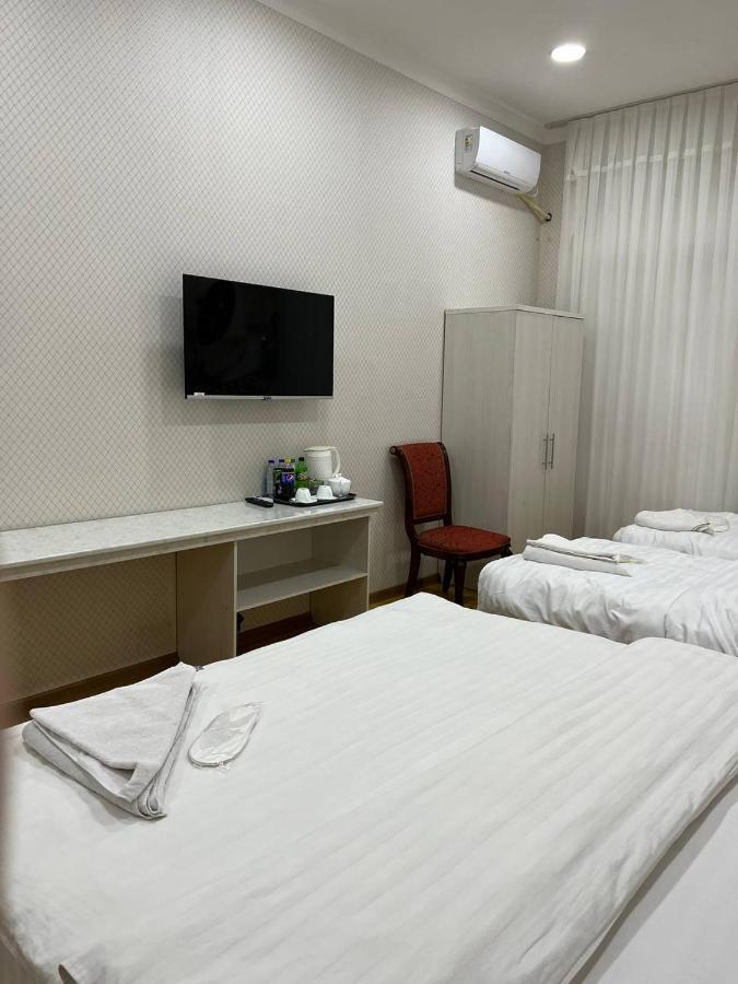 Queens 2 Hotel Tasjkent Eksteriør bilde